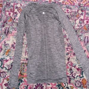 Lululemon swiftly tech long sleeve